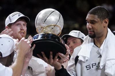 NBA历史以奖杯论英雄，谁的奖杯最多？